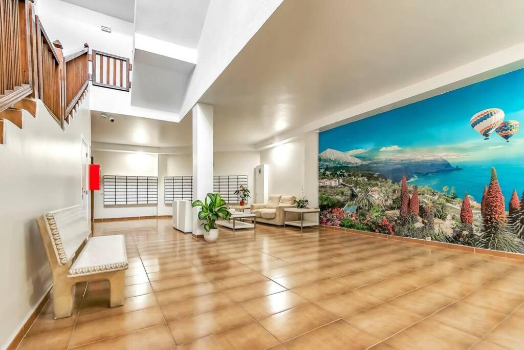 Modern Apartment In Parque Royal I, Playa Fanabe Costa Adeje  Kültér fotó